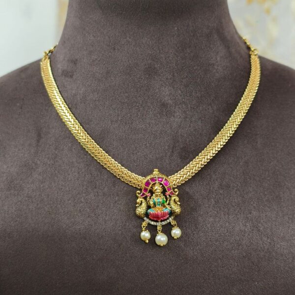 fj2940 real gold look jadav kundan pendant with naanu chain with backchain